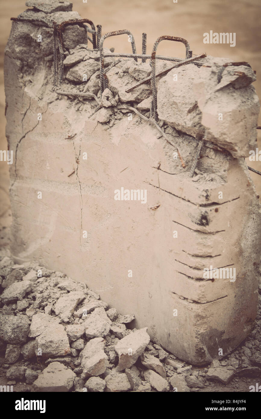 Heap old damaged concrete hi-res stock photography and images - Alamy