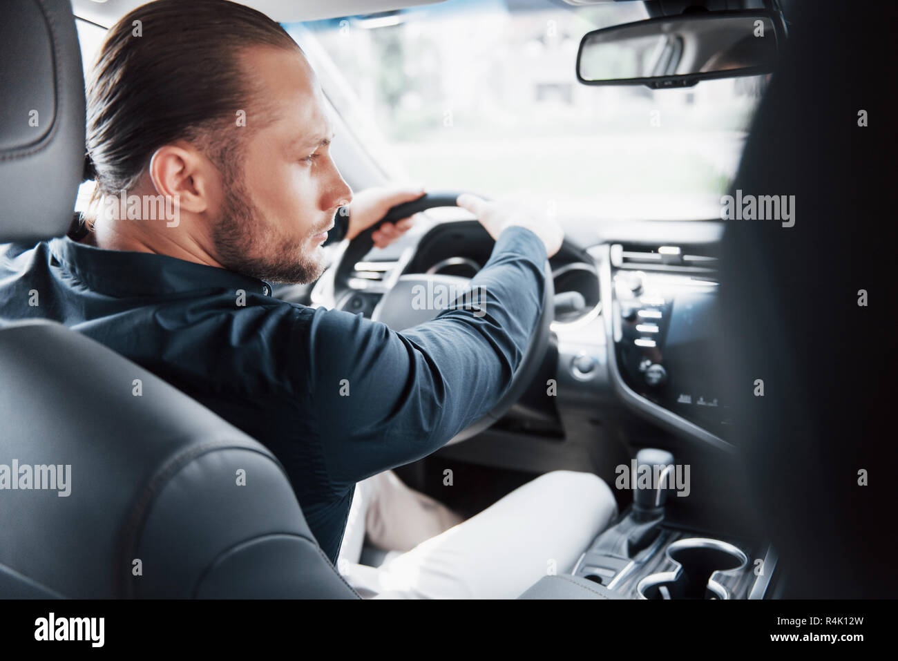 Businessman car sharing hi-res stock photography and images - Alamy
