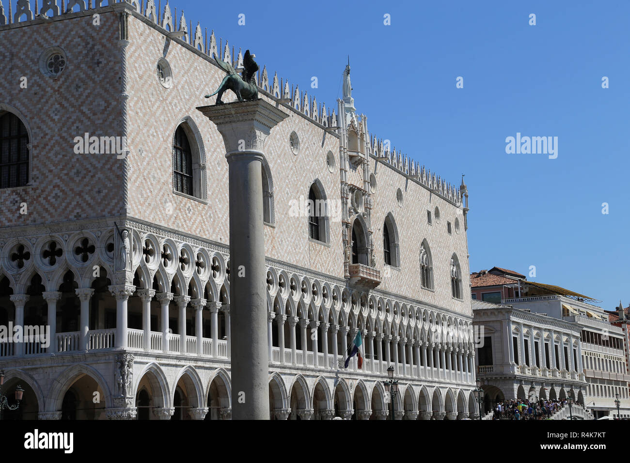 Venice palace hi-res stock photography and images - Alamy