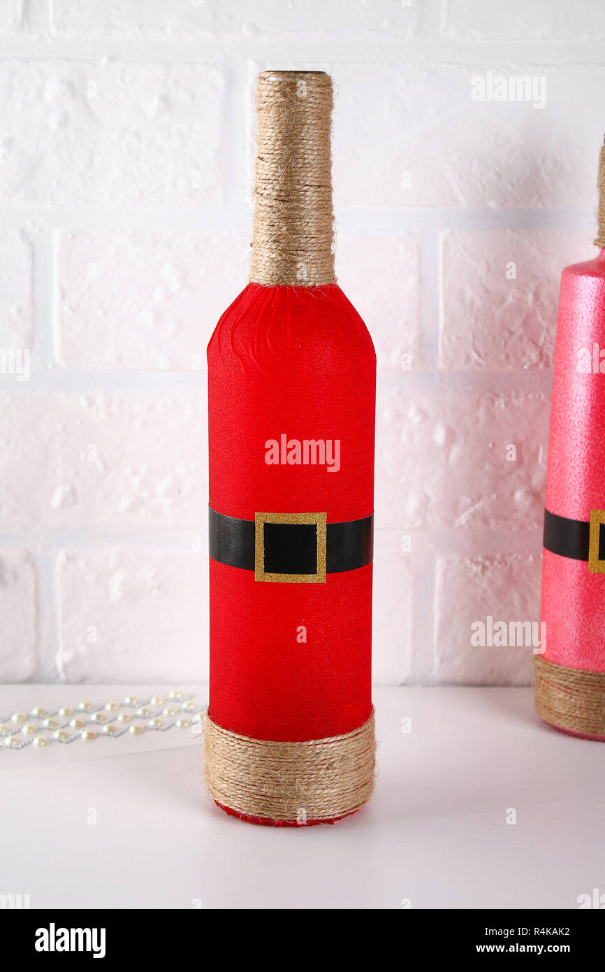 Diy Bottle Santa Guide On The Photo How To Make The Decor Of The