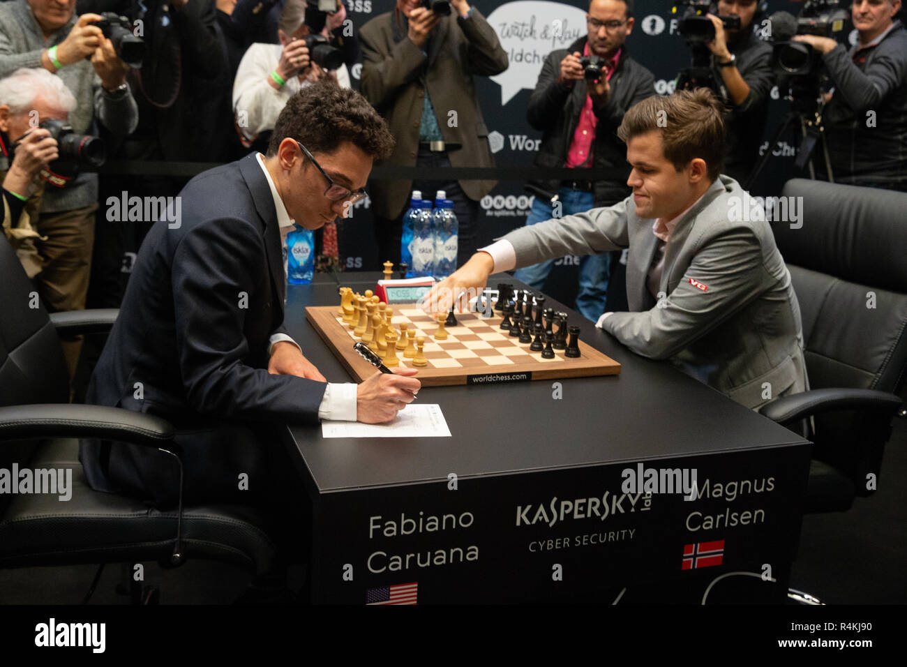 Magnus Carlsen attending The FIDE World Chess Championship 2018