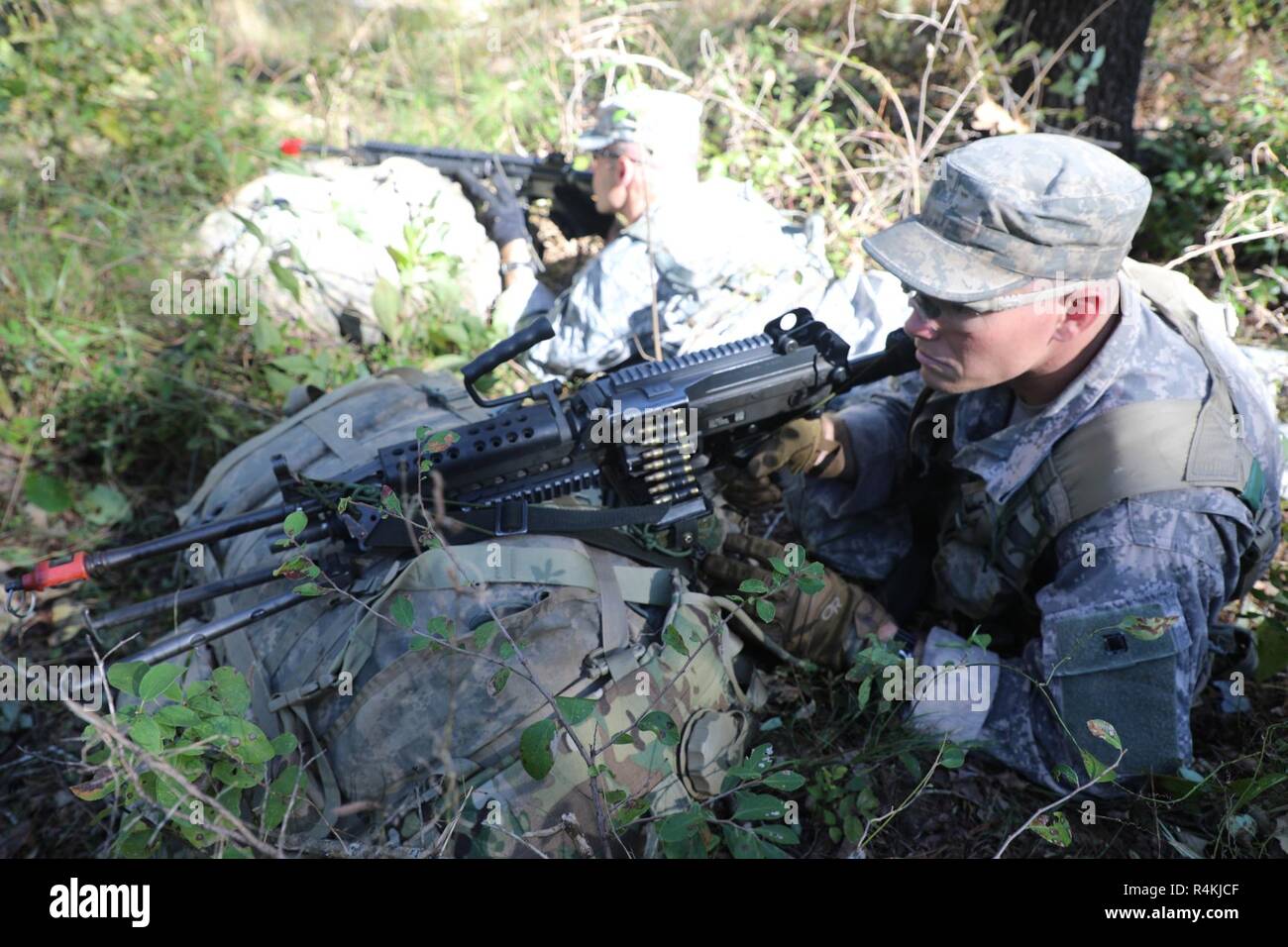 United states navy weapons school hi-res stock photography and images ...