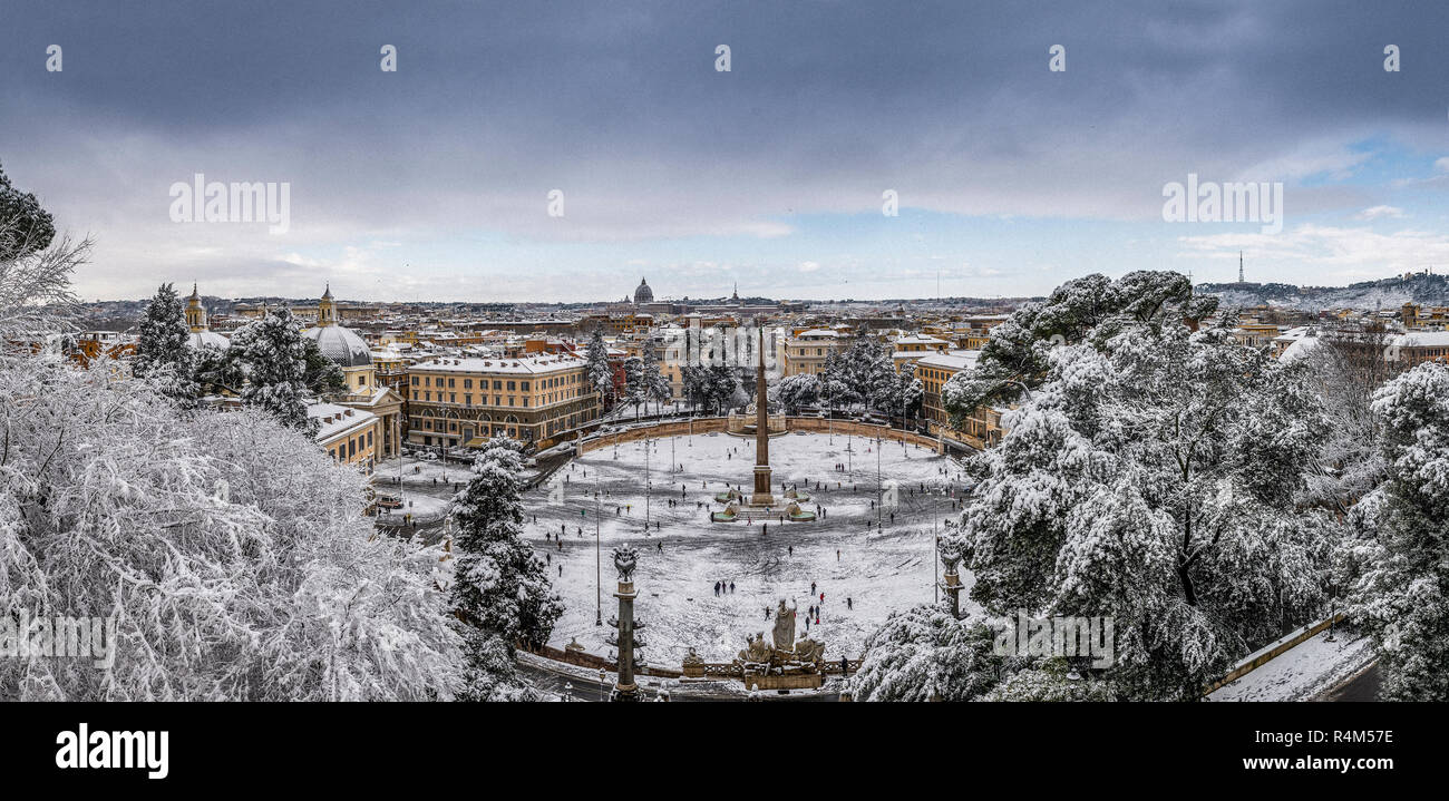 Italy Lazio Rome  Snow Pincio Terrace view on Piazza del Popolo Stock Photo