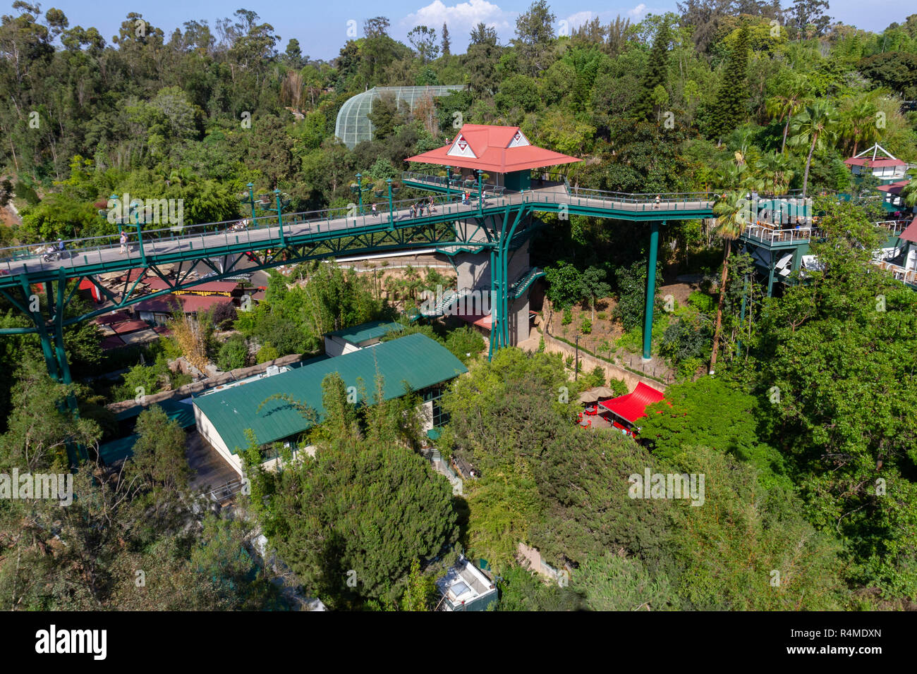 Zoo bridge hires stock photography and images Alamy