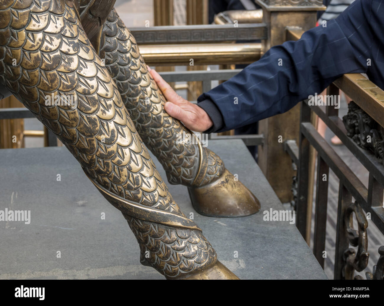 Statue that brings luck hires stock photography and images Alamy