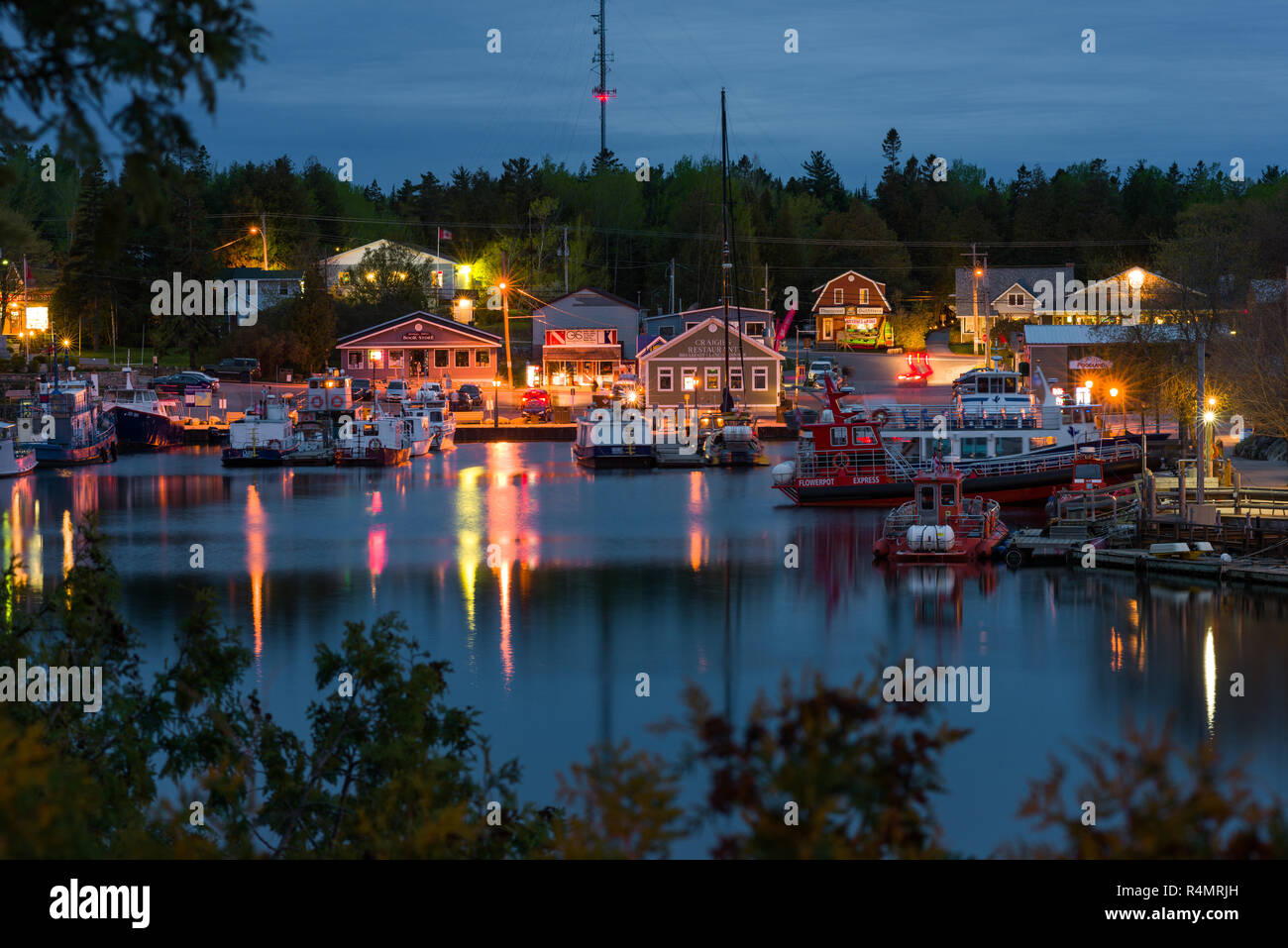 Little Tub Harbour and town of