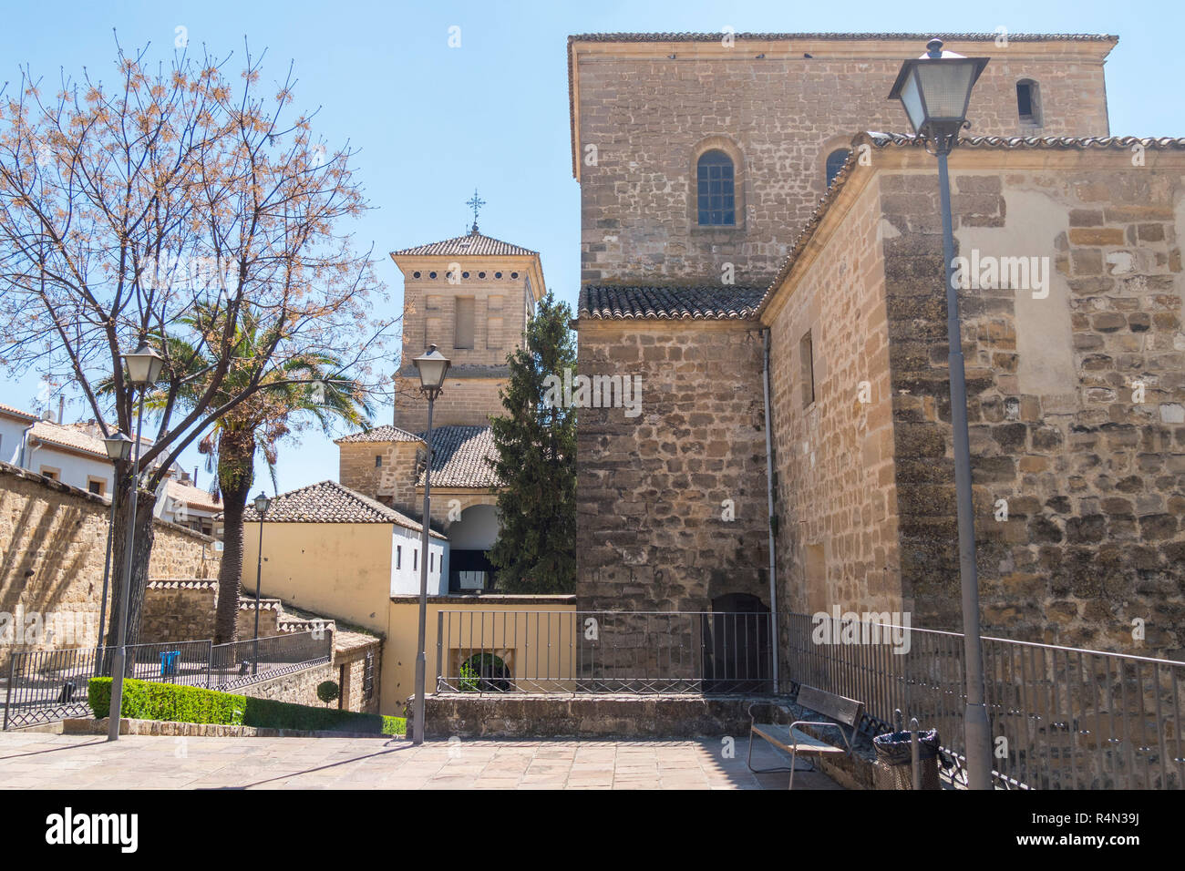 Rear view hospital de hi-res stock photography and images - Alamy