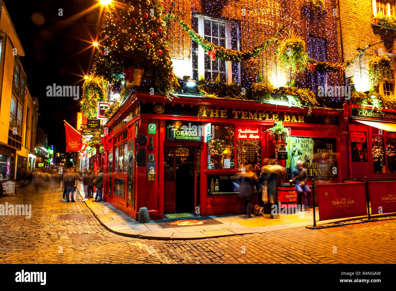 The Temple Bar district in Dublin during the Christmas season Stock Photo