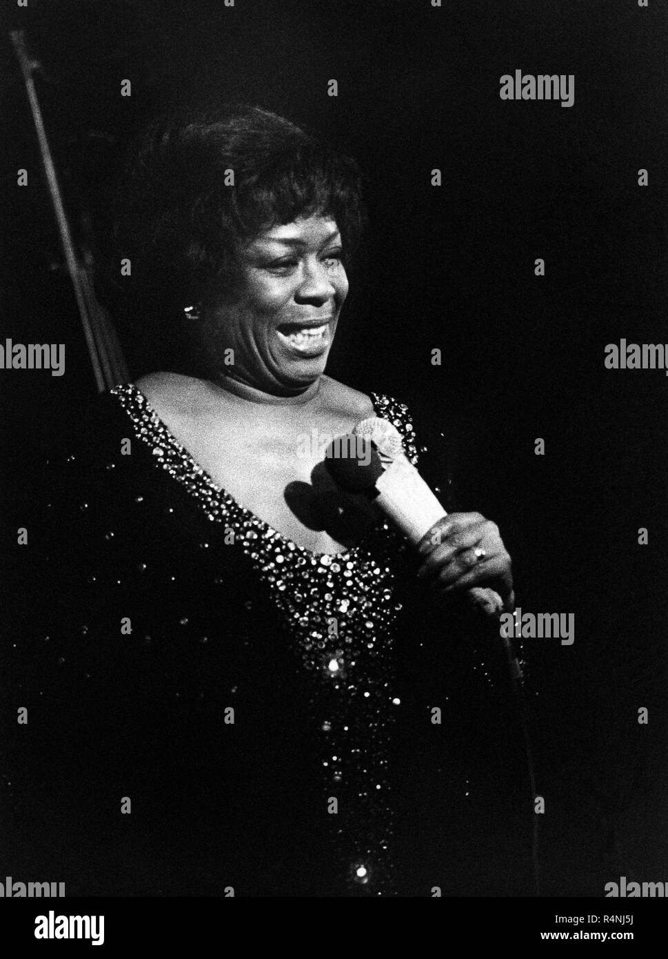 SARAH VAUGHAN  African-American jazz singer at stage Stock Photo