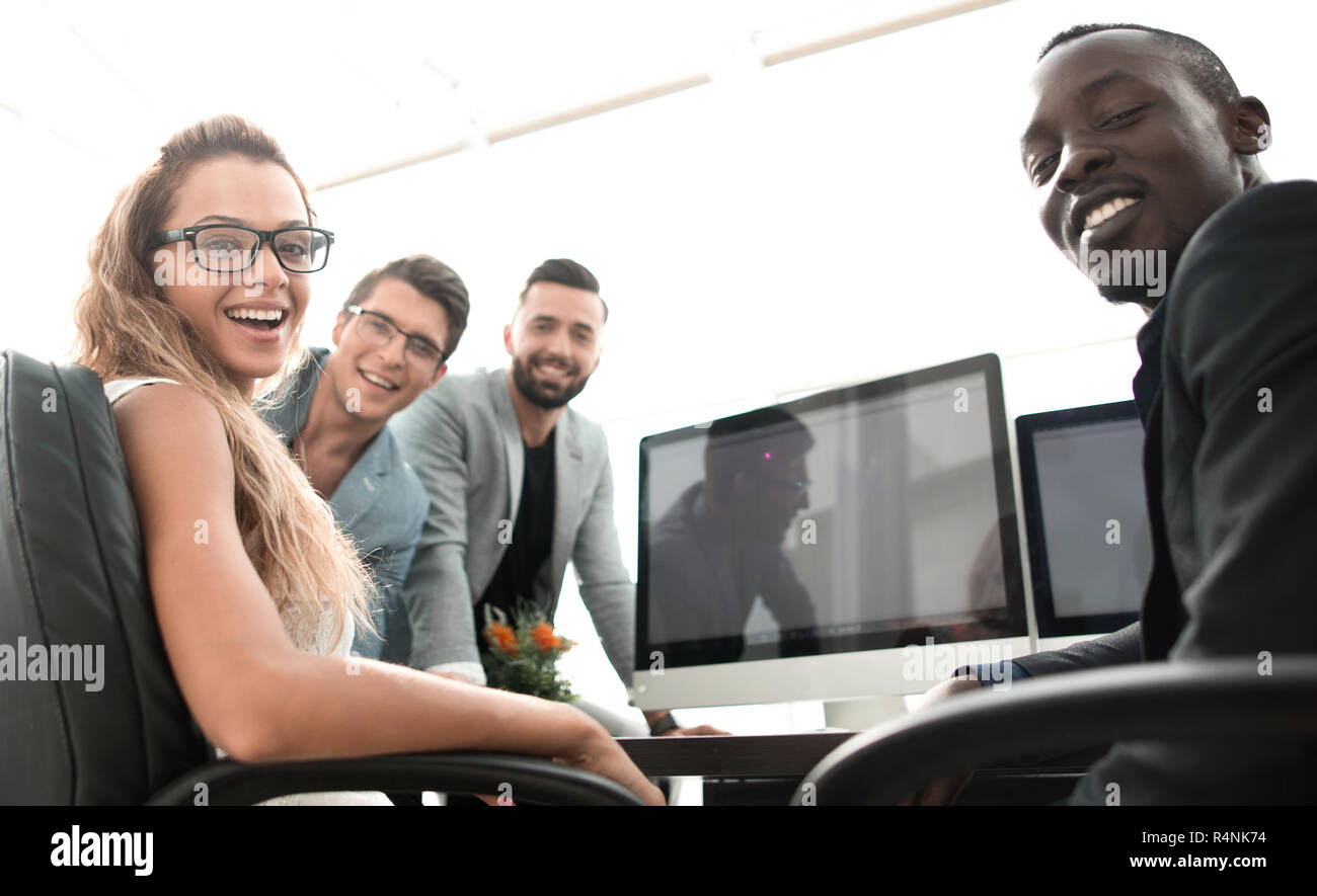 successful business team in the workplace Stock Photo - Alamy