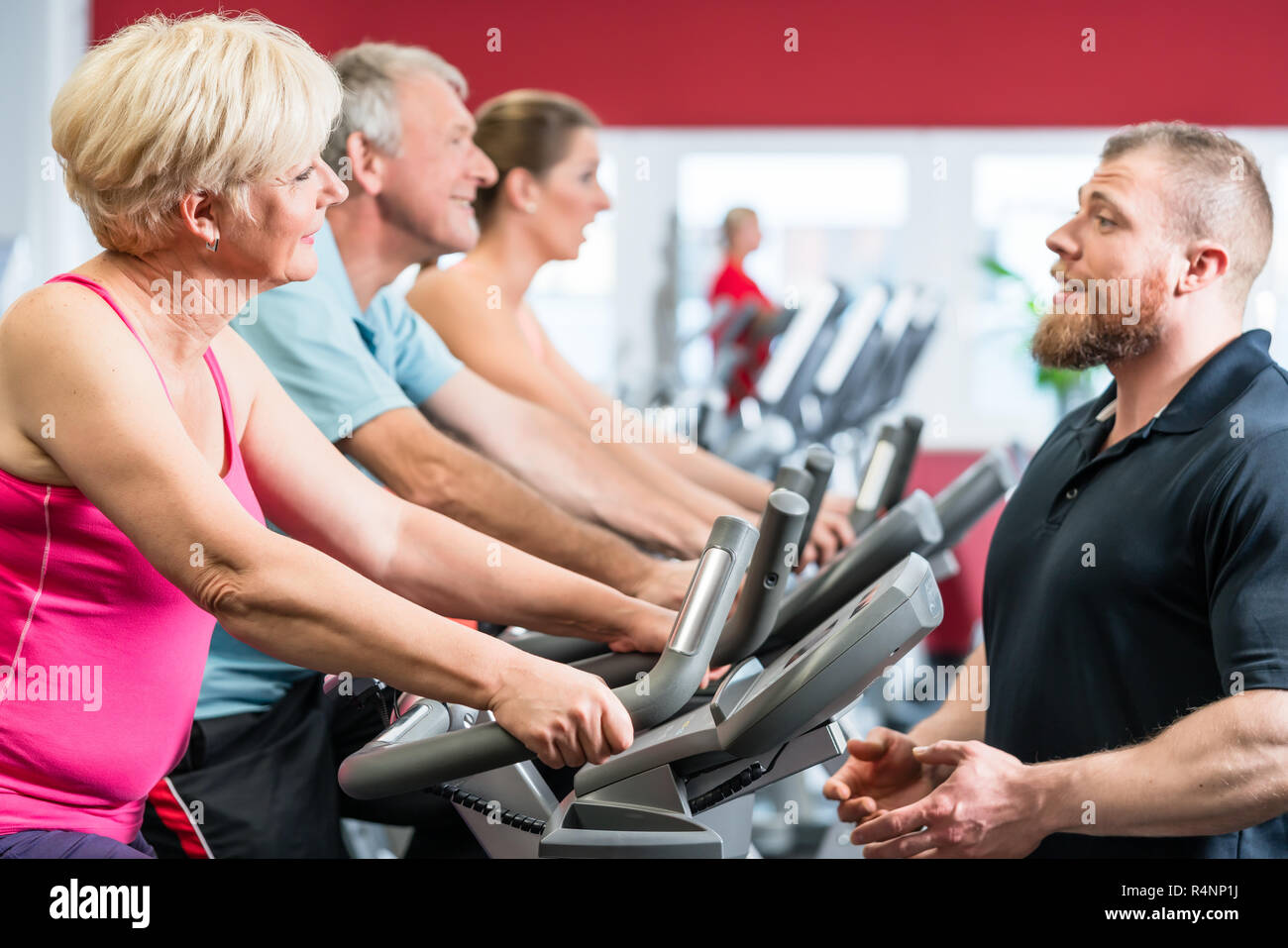 молодые инструкторы