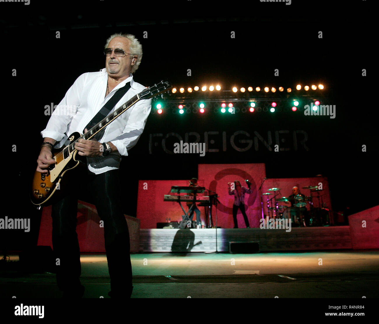 Mick jones musician hires stock photography and images Alamy