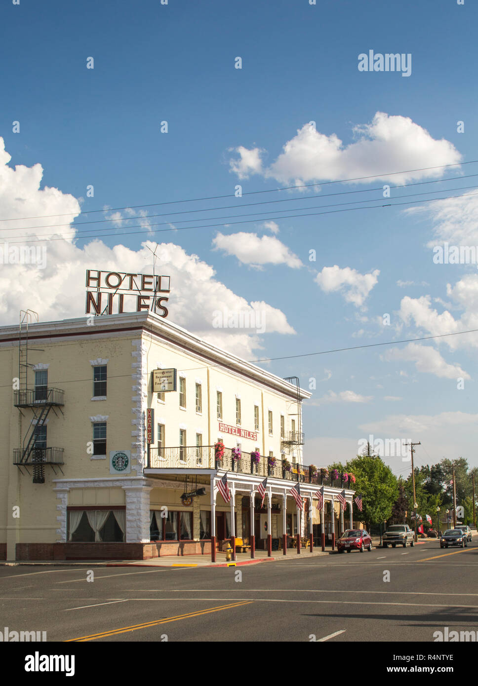 Niles hotel california hires stock photography and images Alamy