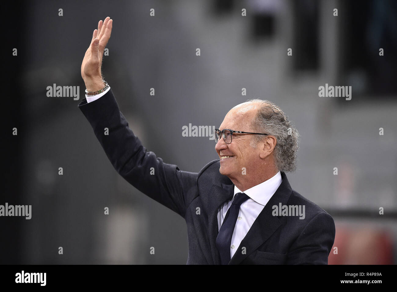 Rome, Italy. 27th Nov 2018. AS Roma former player Paulo Roberto Falcao before the UEFA Champions League match between Roma and Real Madrid at Stadio Olimpico, Rome, Italy on 27 November 2018. Credit: Giuseppe Maffia/Alamy Live News Stock Photo