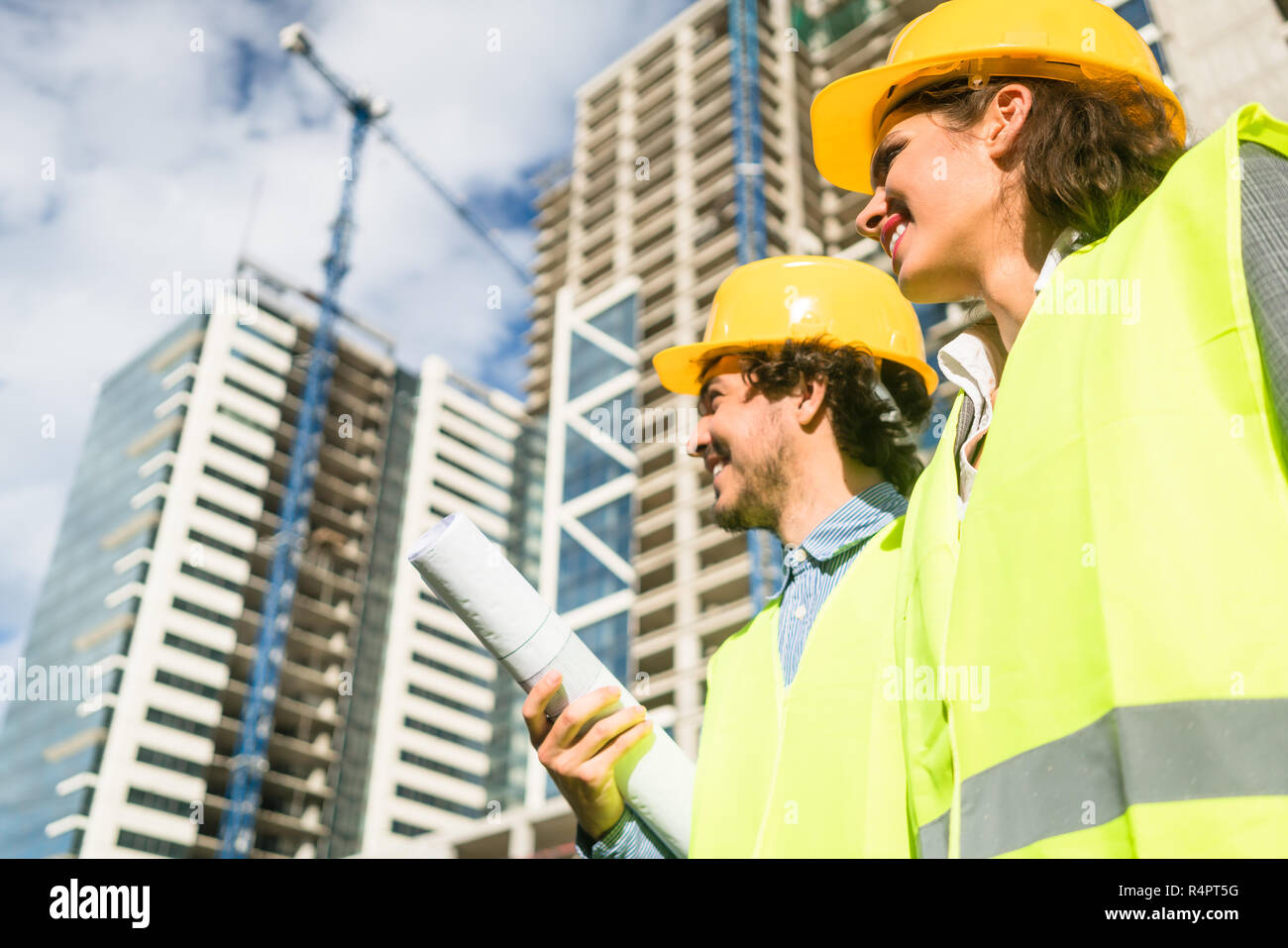 High rise inspection crane hi-res stock photography and images - Alamy