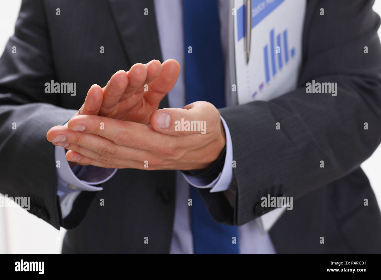 Applauds hi-res stock photography and images - Alamy