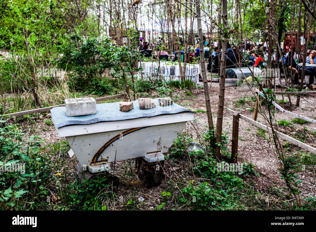 Bee Hive Prinzessinnengarten In Berlin Kreuzberg Germany Stock