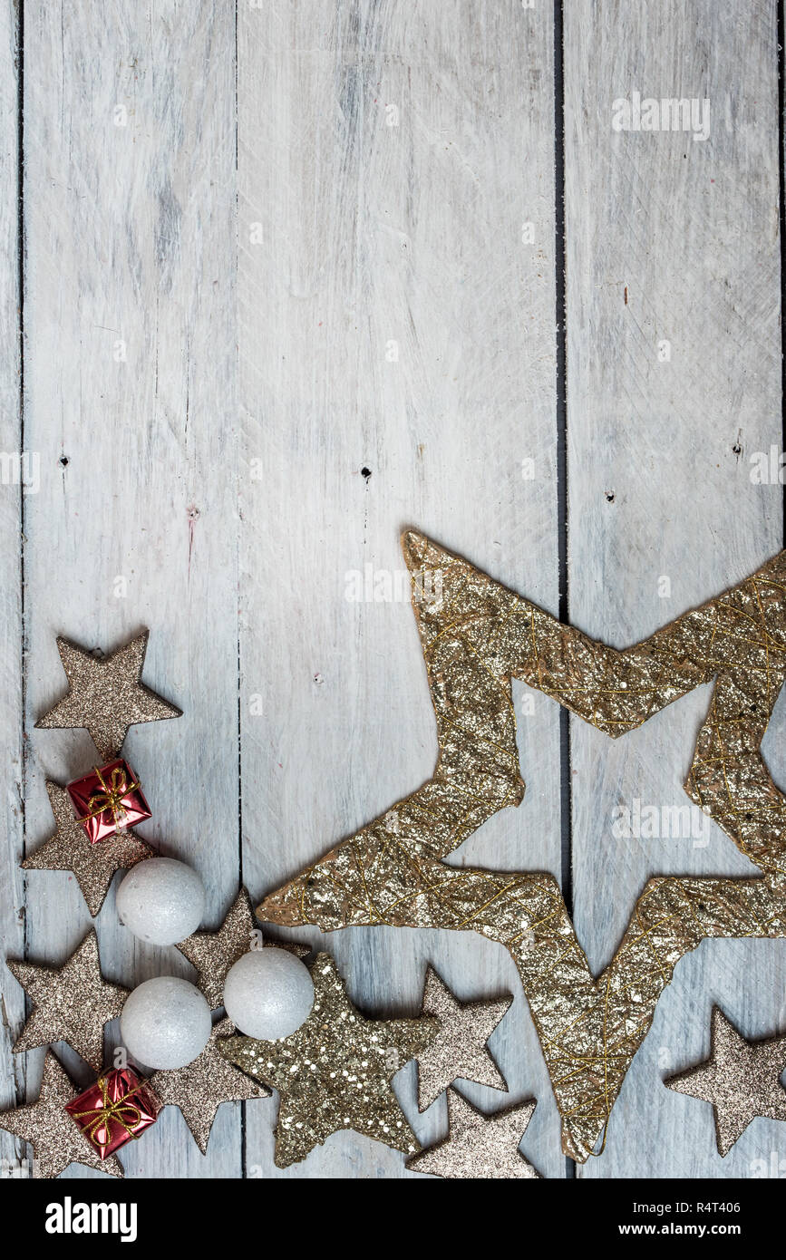 bright, gold white Christmas background with space for wishes or text