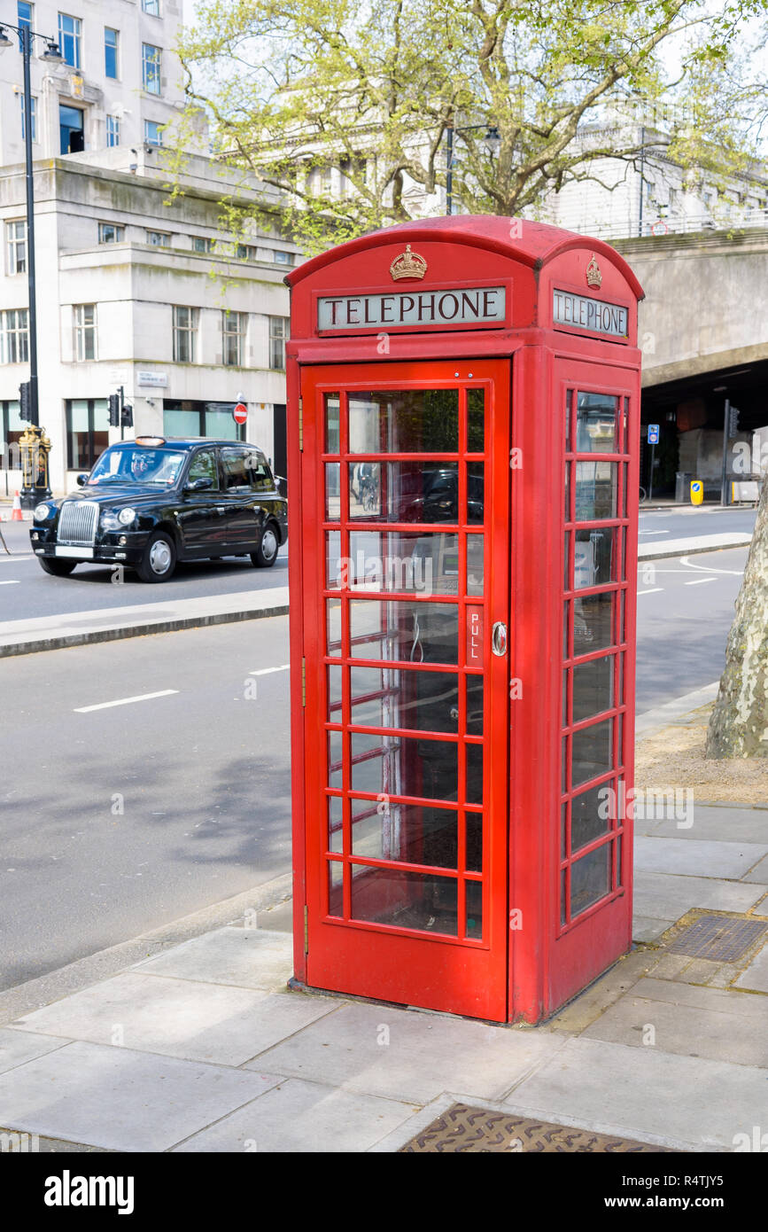 Traditional british red telephone booth in London, UK Stock Photo Alamy