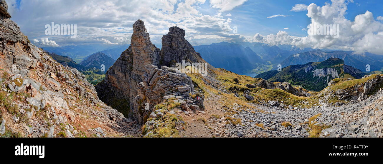 Three Stony Mandln, also Dalfazer Köpfln, Dalfazer Wände, Rofan Mountains, Achensee, Tyrol, Austria Stock Photo