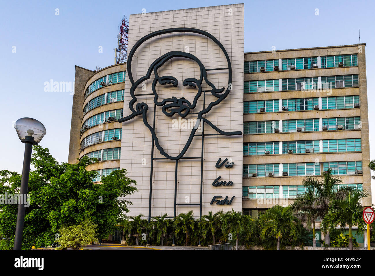 Old fidel castro portrait hi-res stock photography and images - Alamy
