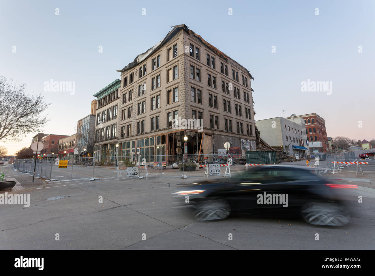 Tama Building complex in Burlington, Iowa destroyed by fire during