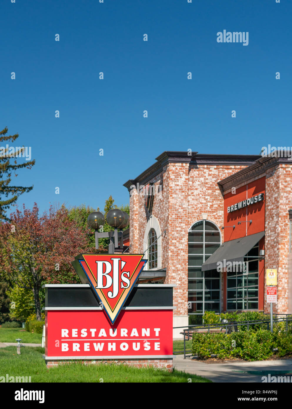 BJ's Restaurant & Brewhouse