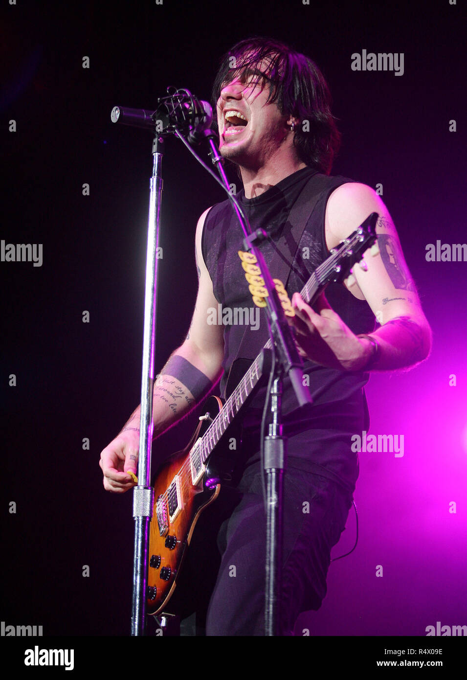Adam Gontier 2005
