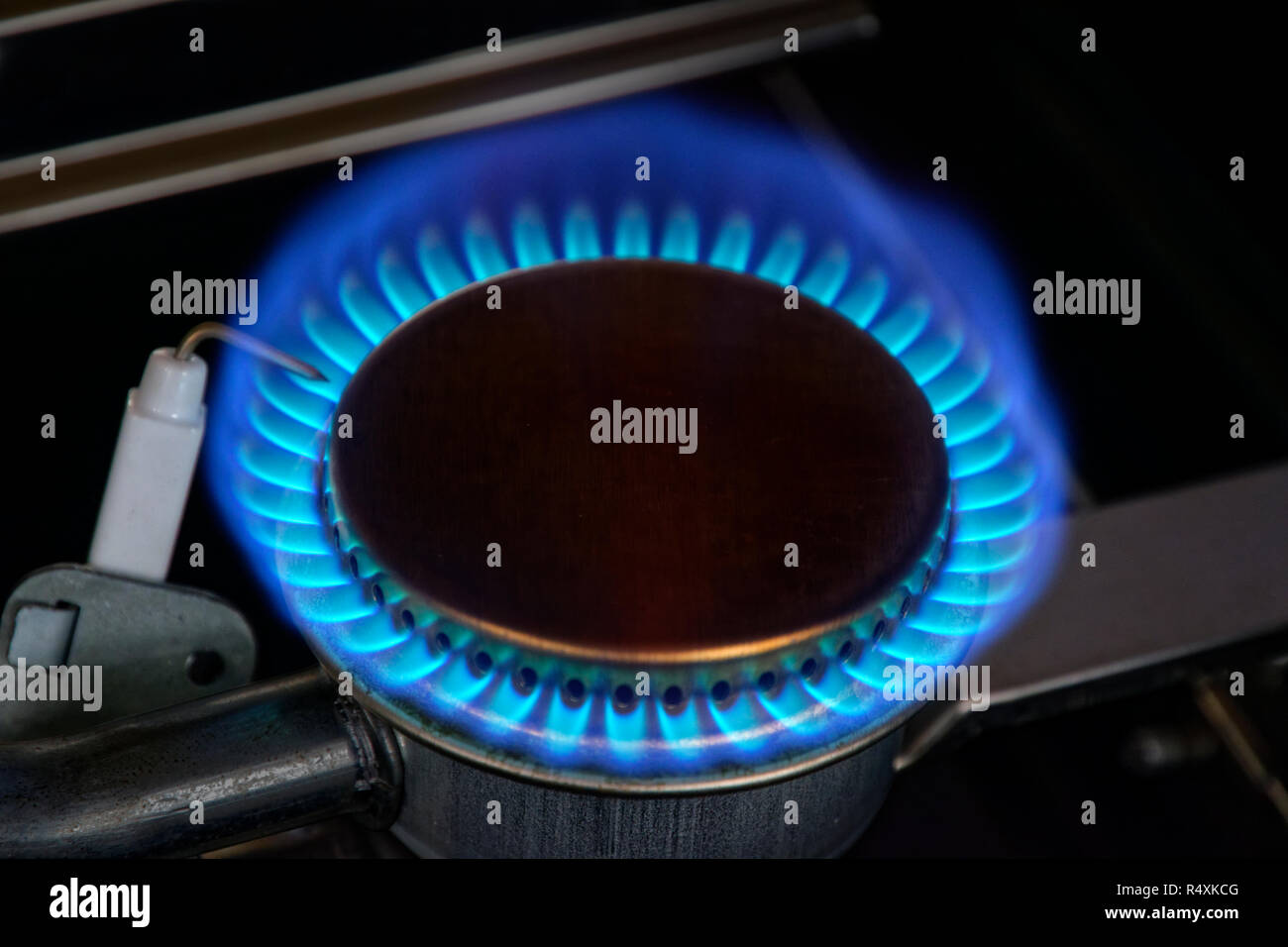 Gas ring hires stock photography and images Alamy