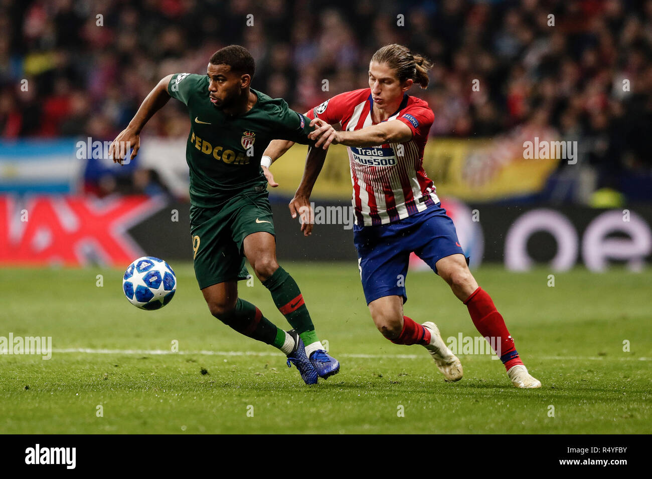 Wanda Metropolitano, Madrid, Spain. 28th Nov, 2018. UEFA Champions League football, Atletico Madrid versus Monaco; Grandsir (AS Monaco) moves forward with the ball as Filipe Luis Kasmirski (Atletico de Madrid) challenges Credit: Action Plus Sports/Alamy Live News Stock Photo