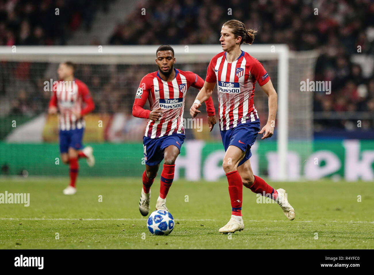 Wanda Metropolitano, Madrid, Spain. 28th Nov, 2018. UEFA Champions League football, Atletico Madrid versus Monaco; Filipe Luis Kasmirski (Atletico de Madrid)comes forward Credit: Action Plus Sports/Alamy Live News Stock Photo