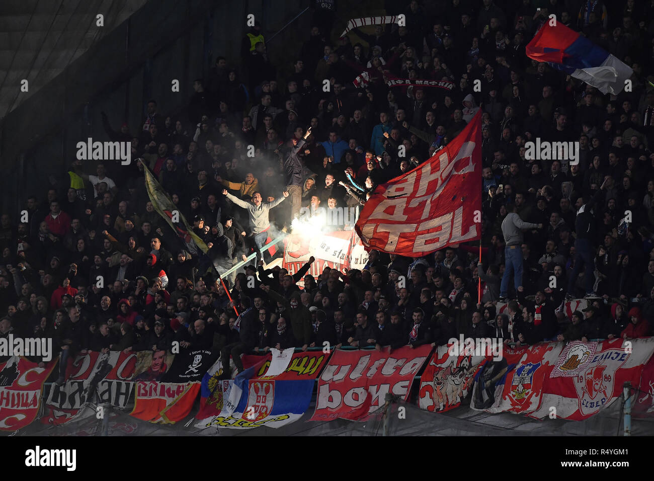 Crvena zvezda fans hi-res stock photography and images - Alamy