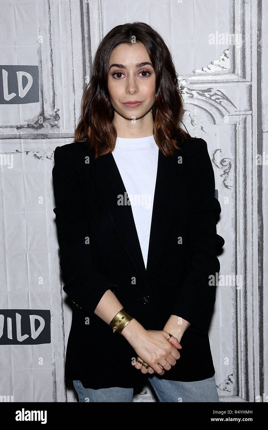 New York, NY, USA. 28th Nov, 2018. Cristin Milioti inside for AOL Build Series Celebrity Candids - WED, AOL Build Series, New York, NY November 28, 2018. Photo By: Steve Mack/Everett Collection/Alamy Live News Stock Photo