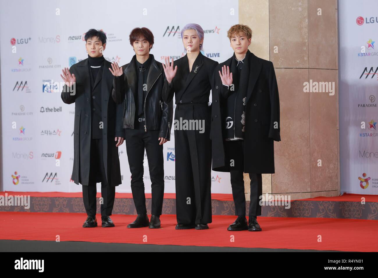 Seoul Korea 28th Nov 18 Wanna One Ikon Twice Nu Est W Seventeen Etc On The Red Carpet Of 18 Asia Artist Awards In Seoul Korea On 28th November 18 China And Korea Rights