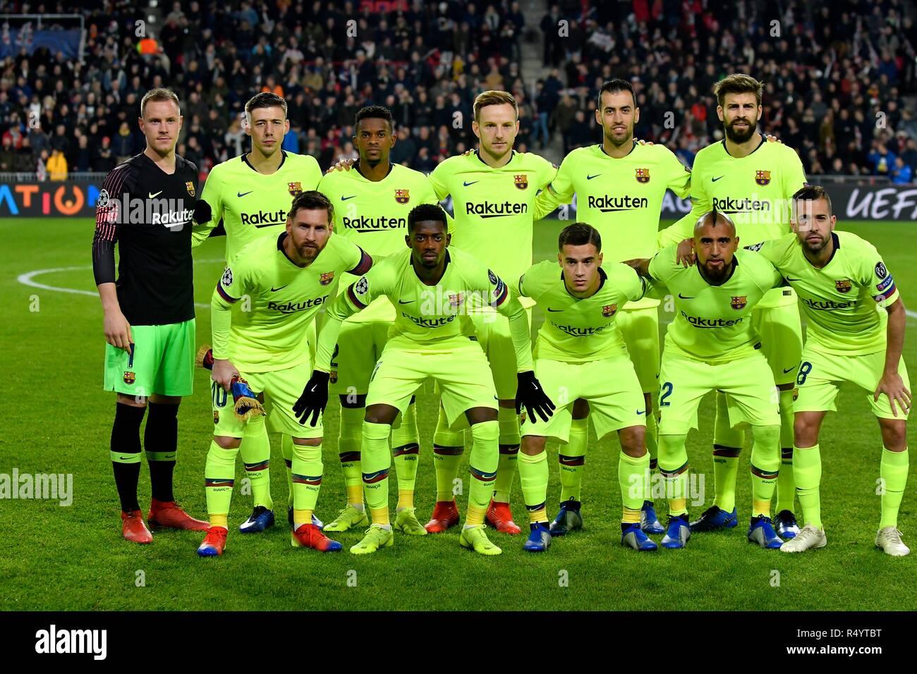 Soccer : UEFA Champions League 2018/19 Group B : PSV Eindhoven 1-2 FC  Barcelona in Eindhoven, Holland in November 28, 2018. FC Barcelona team  foto Credit: Sander Chamid/AFLO/Alamy Live News Stock Photo - Alamy