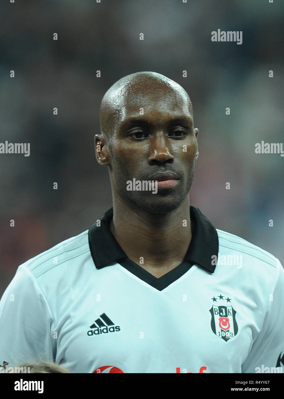 Atiba hutchinson in action during hi-res stock photography and