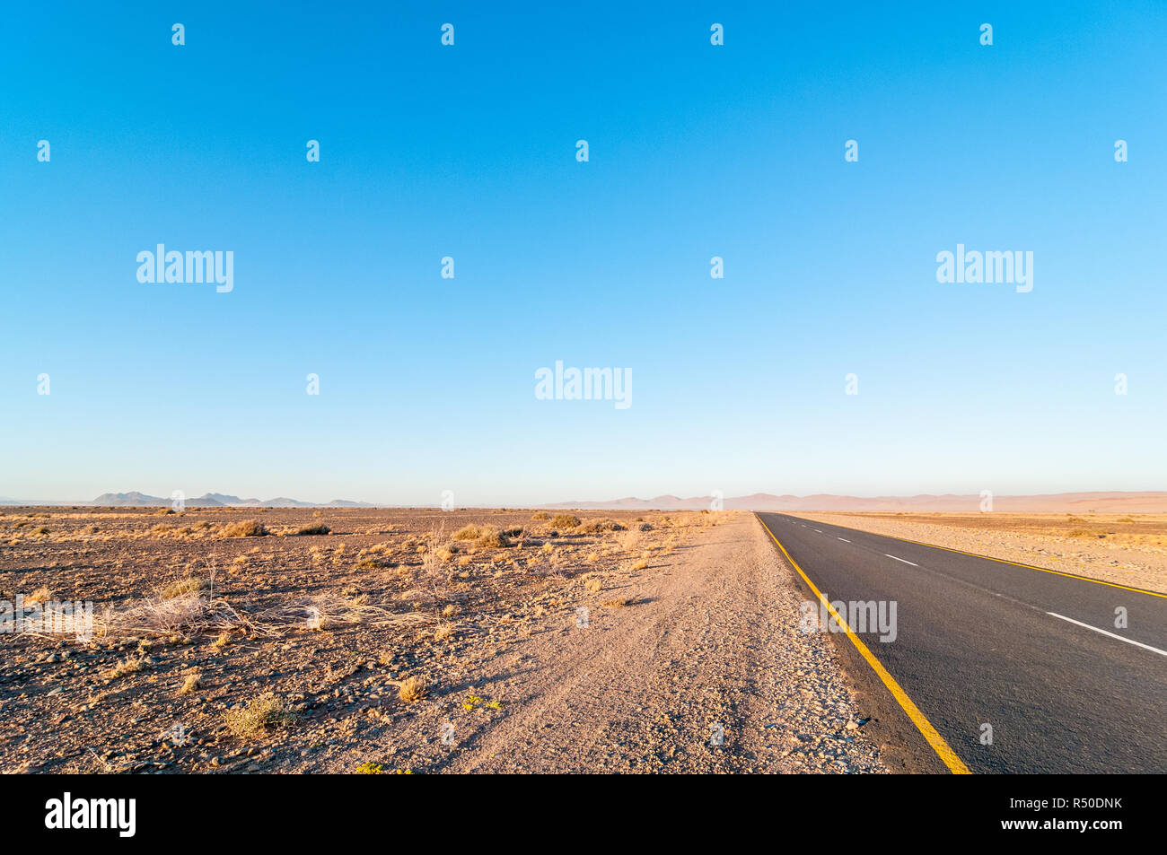 road from Sesriem to Dead Vlei, Sossusvlei, Namib, Namibia Stock Photo
