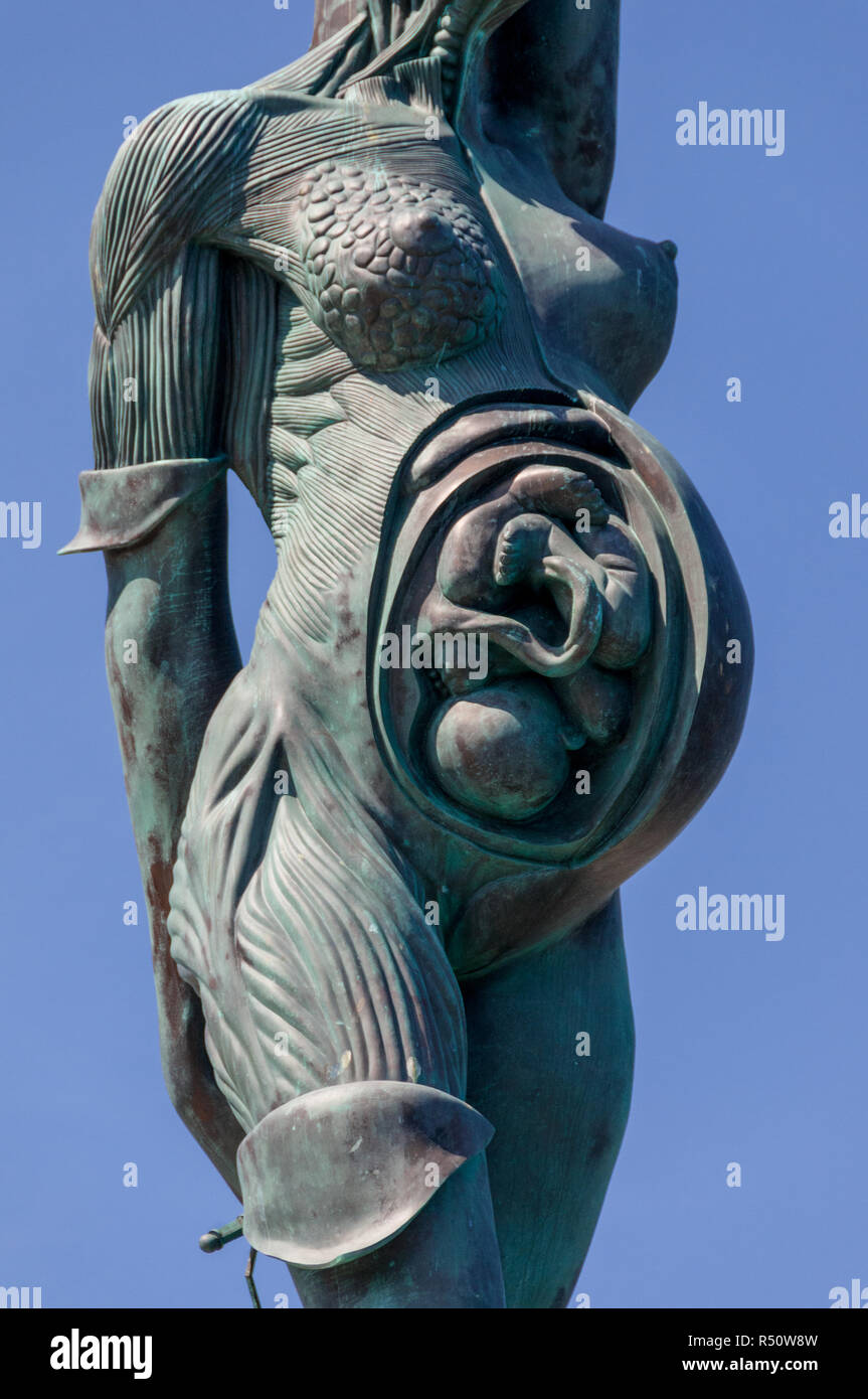 Sculpture pregnant woman hires stock photography and images Alamy