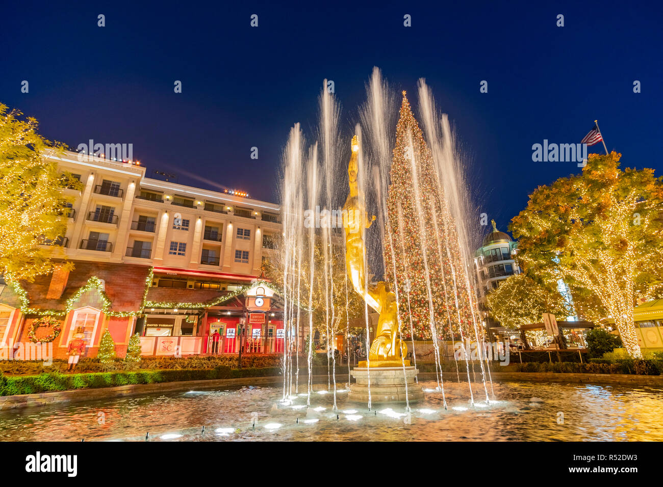Los Angeles, NOV 26: Night view of the fountain and the public art Spirit of American Youth in The Americana at Brand on NOV 26, 2018 at Los Angeles,  Stock Photo