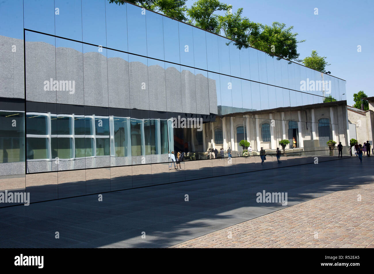 Rem koolhaas museums hires stock photography and images Alamy