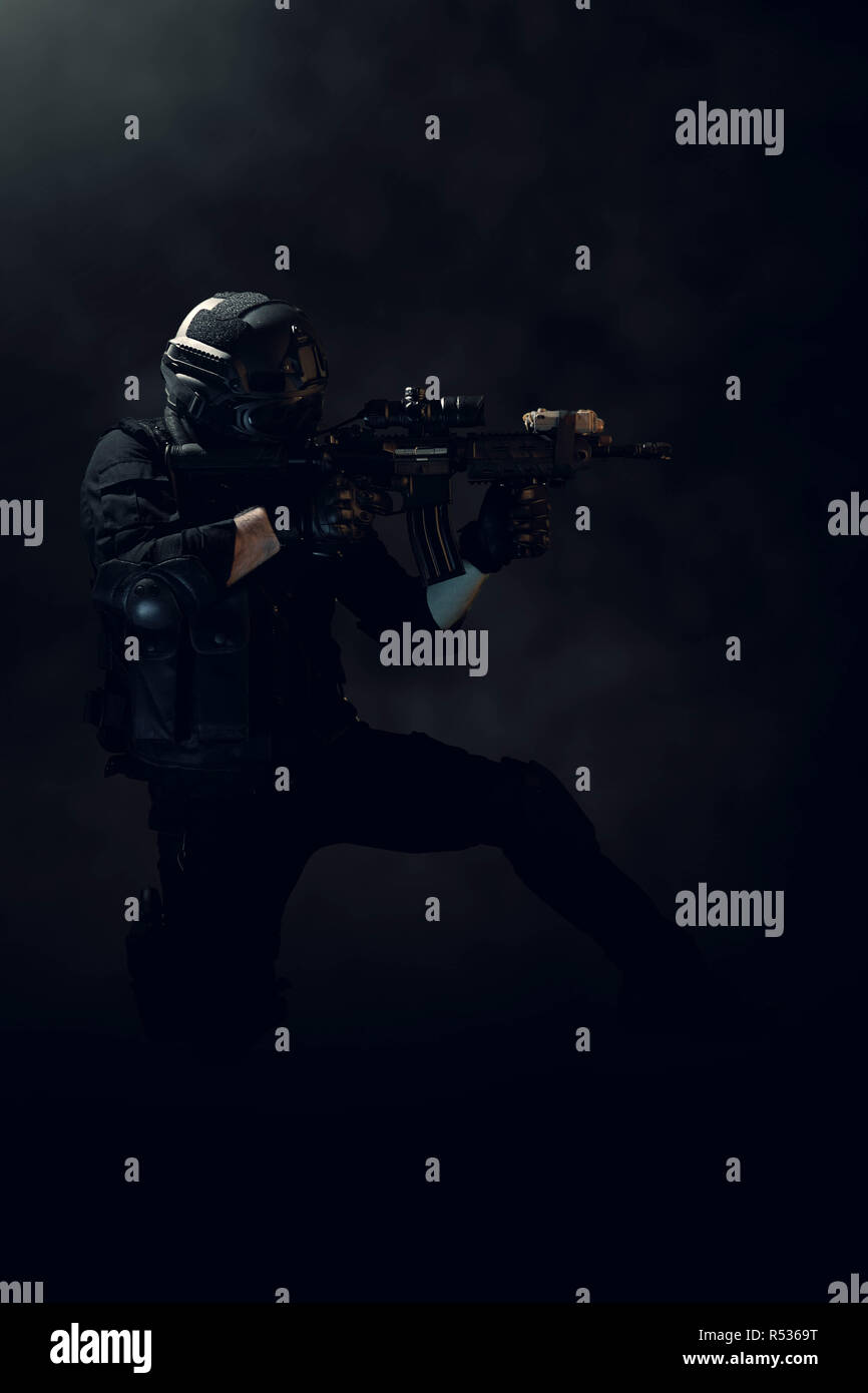 special forces soldier police, swat team member Stock Photo - Alamy