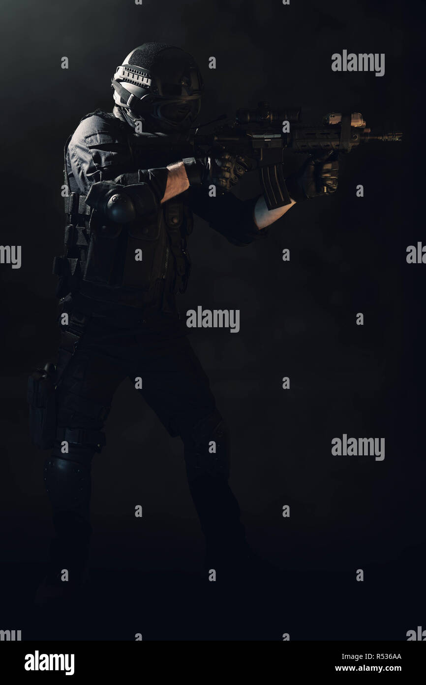 special forces soldier police, swat team member Stock Photo - Alamy