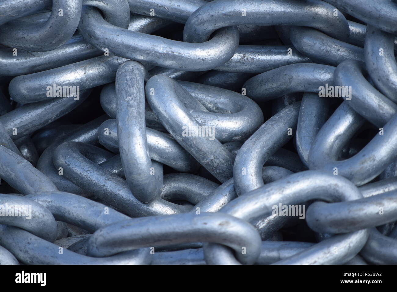 Iron chains hires stock photography and images Alamy