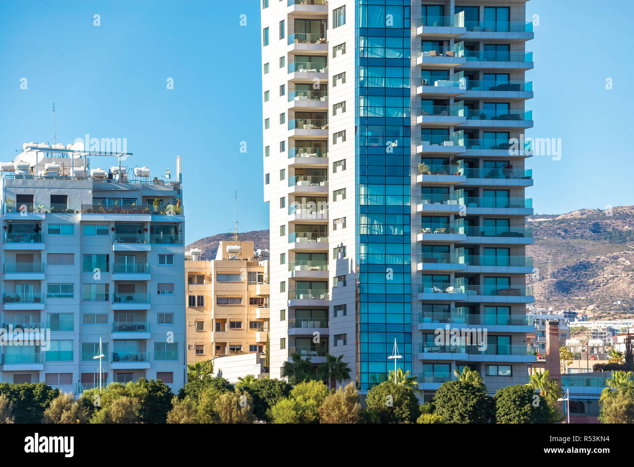Urban residential architecture hi-res stock photography and images - Alamy