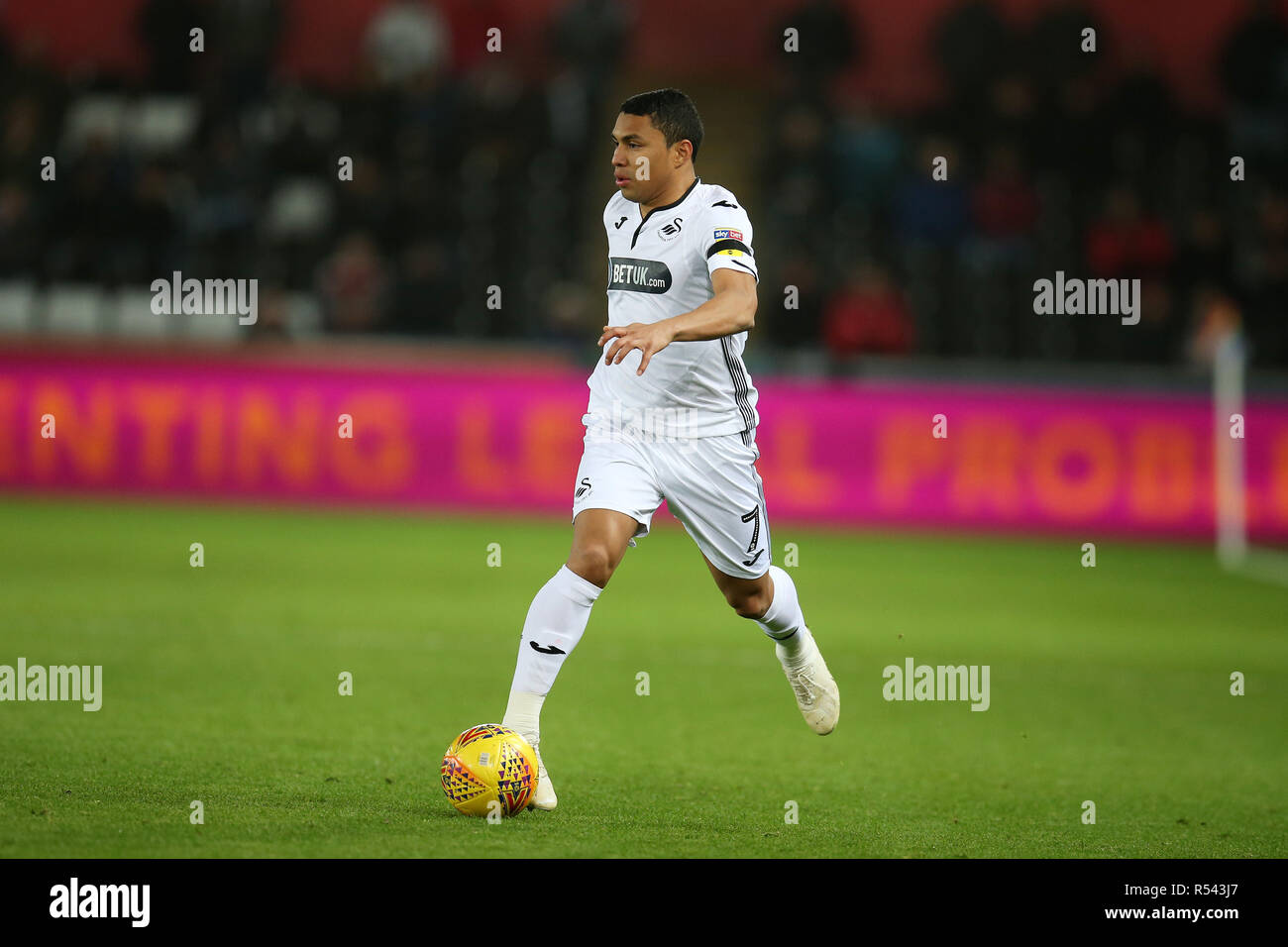 Swansea, Wales, UK. 28th Nov, 2018. Jefferson Montero of Swansea city in action.EFL Skybet championship match, Swansea city v West Bromwich Albion at the Liberty Stadium in Swansea, South Wales on Wednesday 28th November 2018. this image may only be used for Editorial purposes. Editorial use only, license required for commercial use. No use in betting, games or a single club/league/player publications. pic by Andrew Orchard/Andrew Orchard sports photography/Alamy Live news Credit: Andrew Orchard sports photography/Alamy Live News Stock Photo
