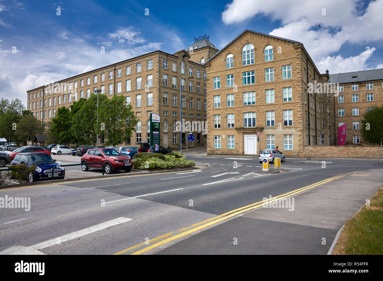 Glista Mill and The Cotton Mill. Flat conversions from Images around Skipton. North Yorkshire Stock Photo