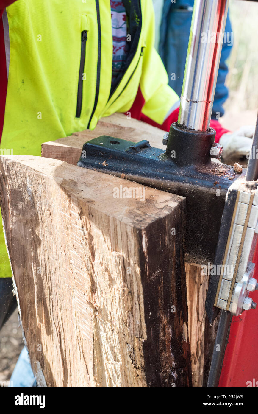 hydraulic log splitter on tractor Stock Photo Alamy
