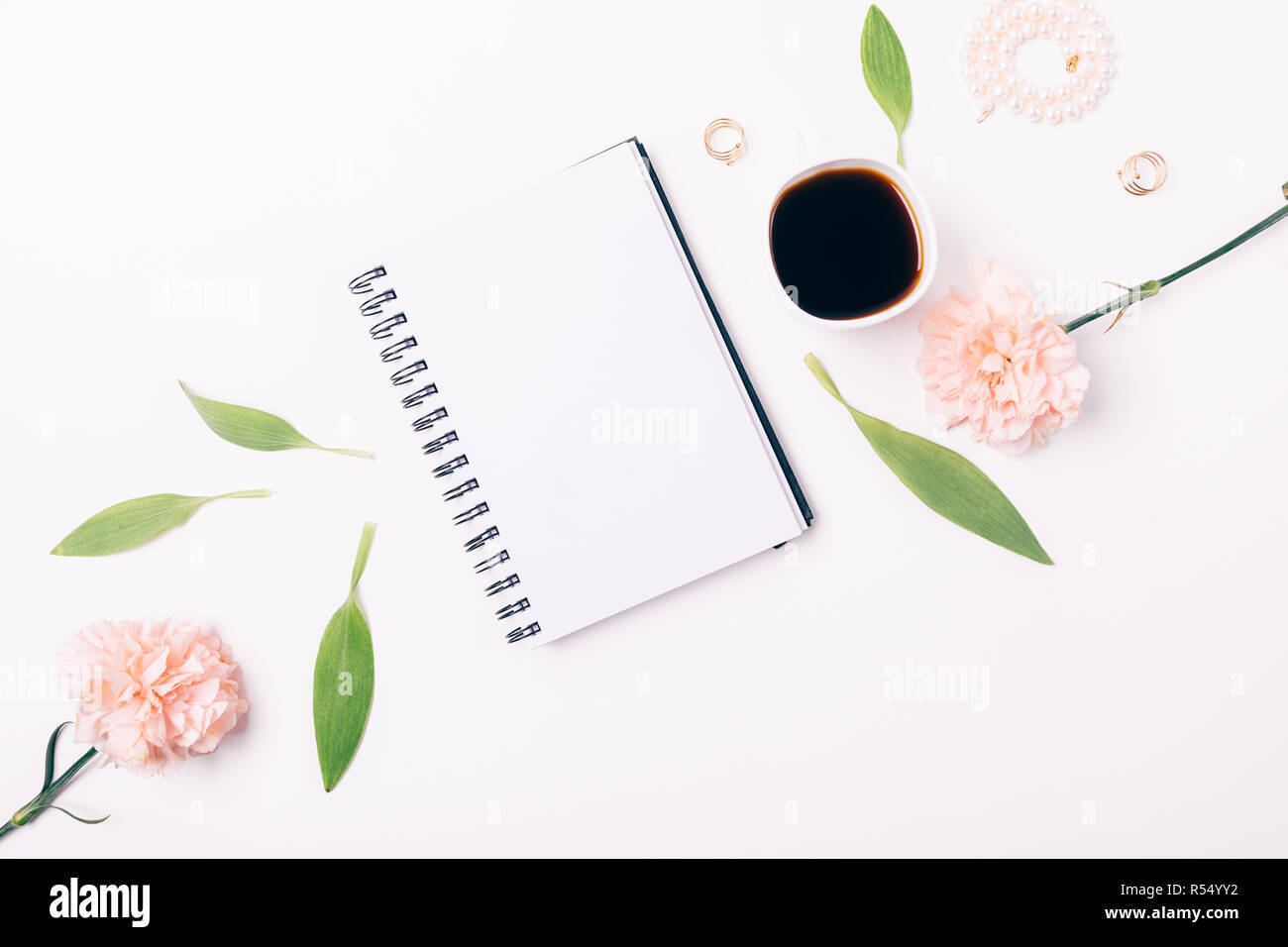 Notepad Rings High Resolution Stock Photography and Images - Alamy