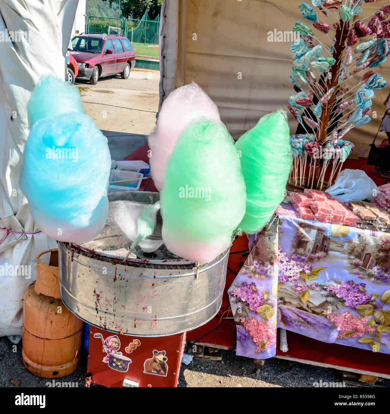 Cotton candy cart Stock Photo Alamy