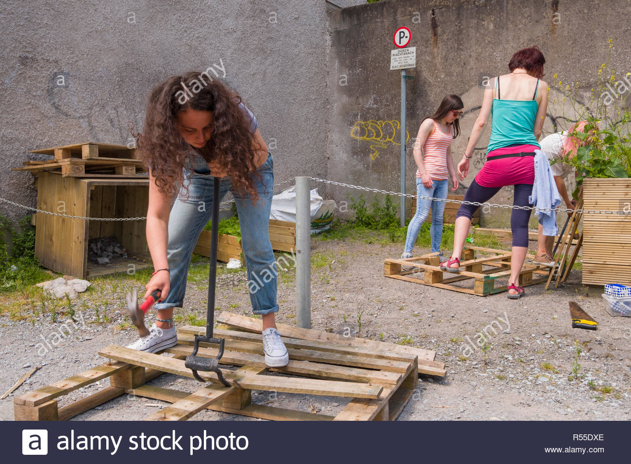 pallet pry bar
